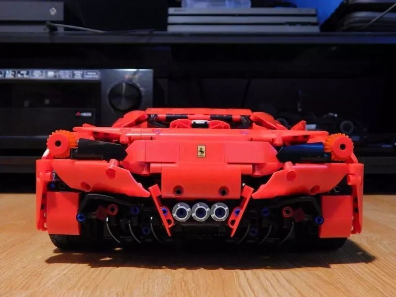 Конструктор Technic KBOX 10304 Ferrari 458, 3380 деталей, сумісний з лего, Технік Феррарі Спорткар 10304 фото