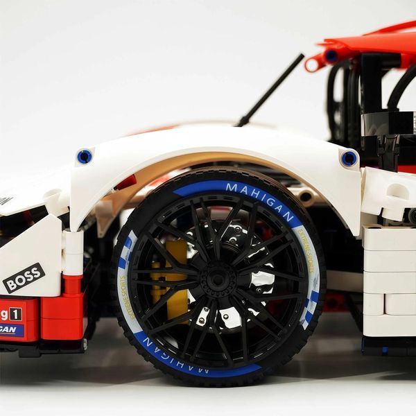 Конструктор Technic GULY 10615 &ndash; Porsche 963. 3460 деталей, сумісний з лего. Технік Порше Спорткар 10615 фото